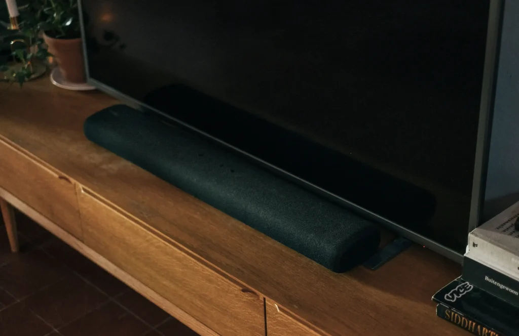  Choose a soundbar to improve your listening experience